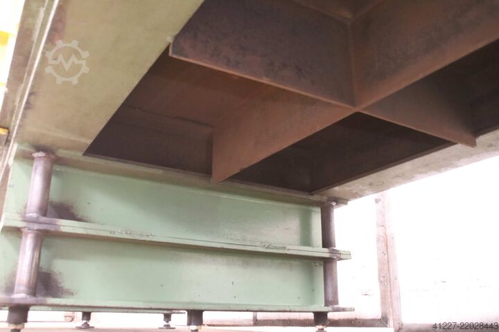 Aufspannplatte mit Richtpresse unbekannt 1510/4025/H900 mm