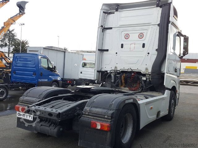 Standard tractor unit Mercedes-Benz Actros 1853