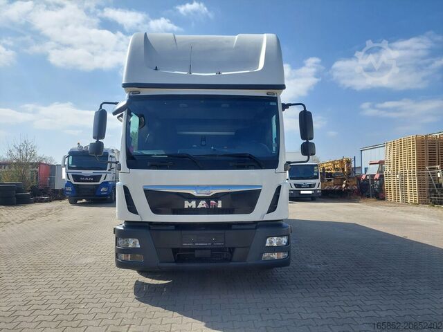 Schiebeplane MAN TGL 8.220