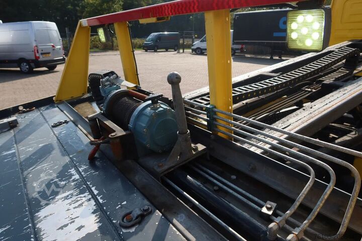 Recovery vehicle Mercedes-Benz Atego 1221 L Takelwagen 6 persoons