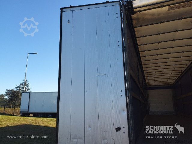 Auflieger mit Pritsche & Plane Schmitz Cargobull Semitrailer Curtainsider Standard