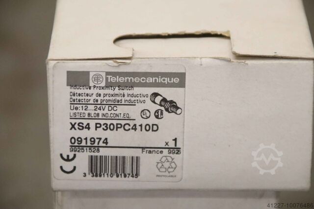 Inductive sensor Telemecanique XS4 P30PC410D