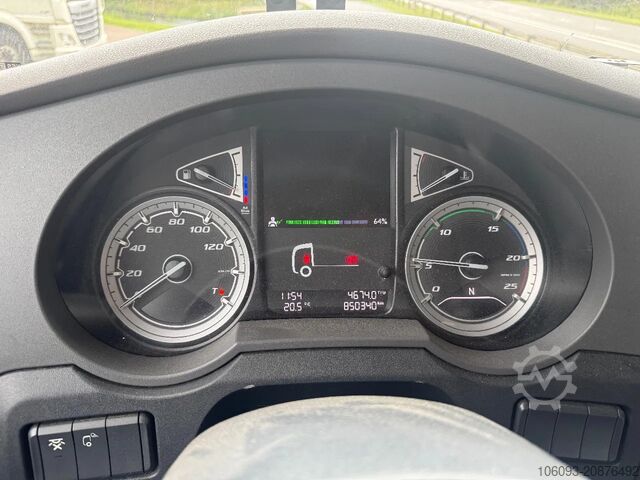 Standard-SZM DAF XF 480 Superspace