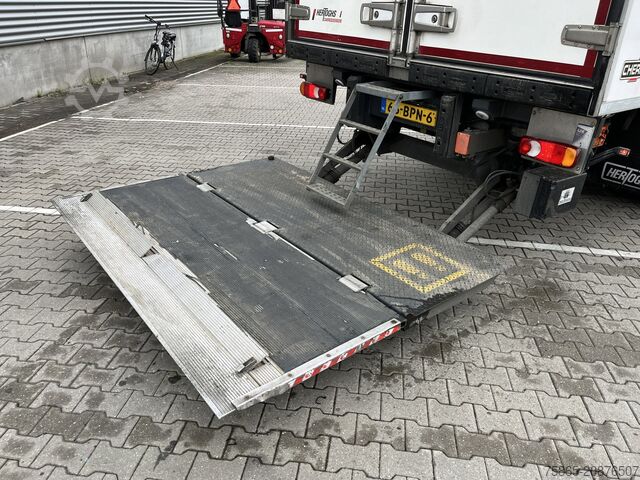 Refrigerated/freezer transport DAF CF 260 FA / Carrier Koeler - 30 gr / Chereau Fr...