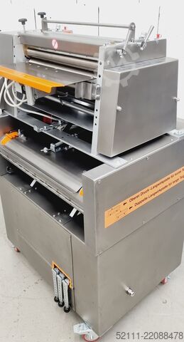 Croissant shaping machine Universum HWM 50/70