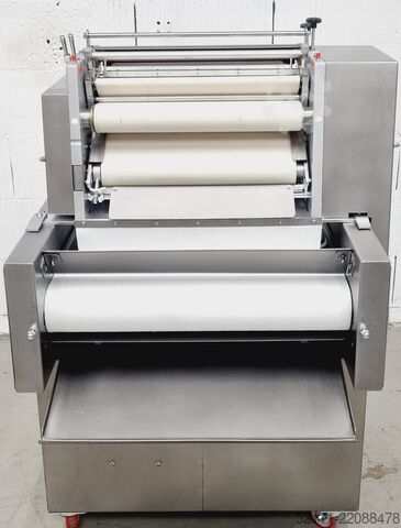 Croissant shaping machine Universum HWM 50/70