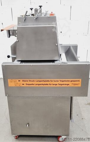 Croissant shaping machine Universum HWM 50/70