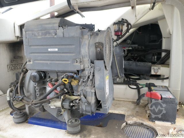 Work platform HAULOTTE HA260PX, Arbeitshöhe 25,6m., Allrad, Gelände