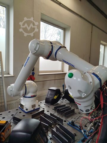 Industrial robot Yaskawa Motoman HC10DTP