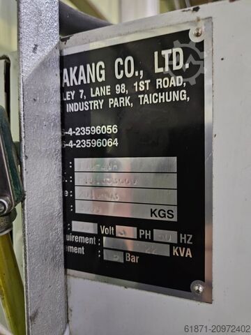 4 units of CNC lathes CNC TAKANG TNC 11200 DS-B