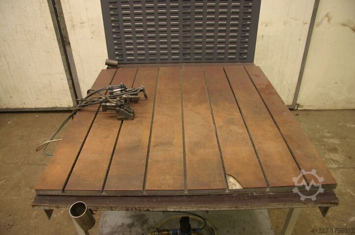 Clamping plate with T-slot Alu 1000/1000