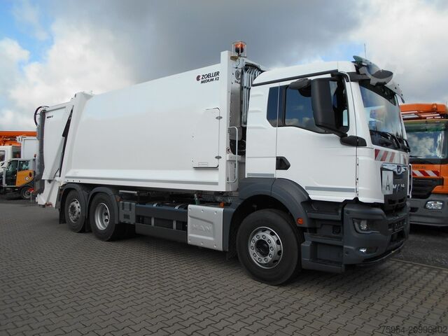 Garbage truck MAN TGS 28.360 6x2-4 BL / Zöller Medium X2