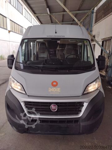 Caravan/camper Fiat Weinsberg Carabus 600 K | 4 posti letto | Completamente attrezzato