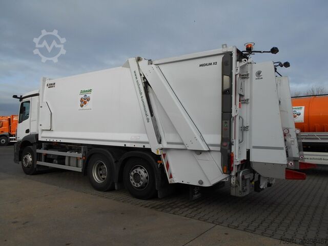 Garbage truck Mercedes-Benz Actros 2536 L 6x2 / Zöller Medium X2 22