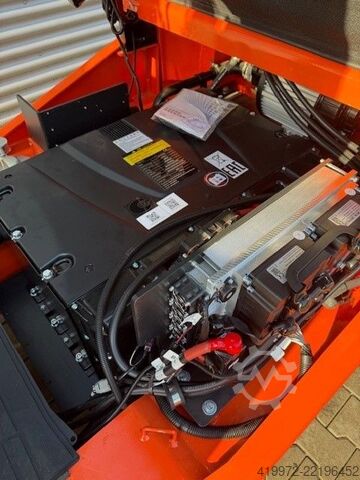 Electric 4-wheel forklift Noblelift CPD30-AF1S