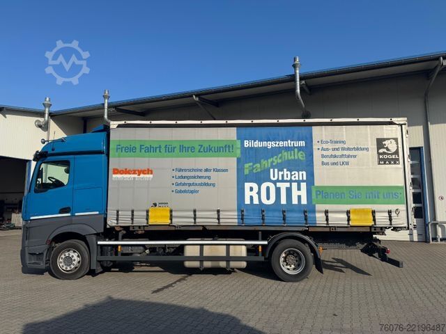 Wechselfahrgestell LKW Kögel BDF Wechselbrücke 7.45 Curtainsider