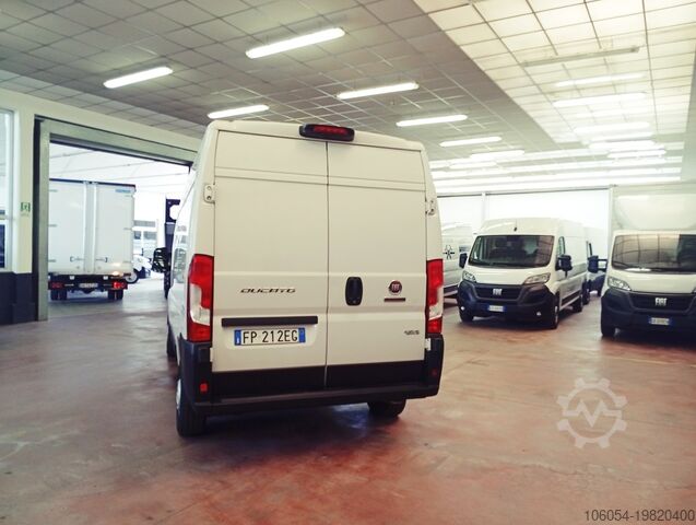 Geschlossener Lieferwagen FIAT Ducato