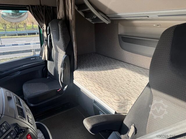 Volumentransport DAF XF 440 6 x 2 Volumencombi