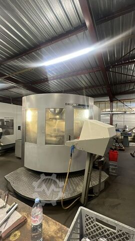 Universal-Bearbeitungszentrum Deckel Maho DMU 100