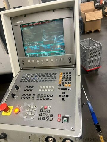 Universal-Bearbeitungszentrum Deckel Maho DMU 100