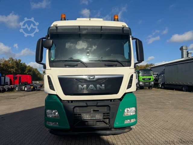 Standard tractor unit MAN TGX 18.460 mit Standklimaanlage