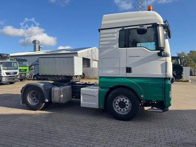 Standard tractor unit MAN TGX 18.460 mit Standklimaanlage