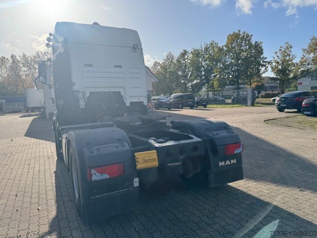 Standard tractor unit MAN TGX 18.460 mit Standklimaanlage