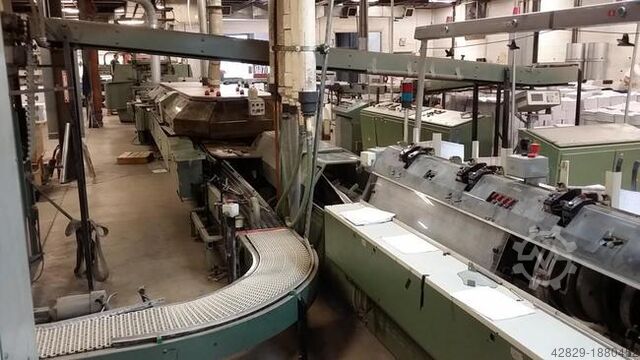 Binder with MDT and three-knife trimmer Kolbus KM 470