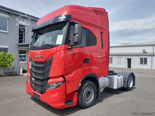Standard SZM Iveco S-Way AS 440 S 49 T/FP Standklima ACC