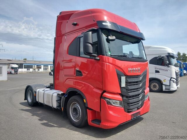 Standard SZM Iveco S-Way AS 440 S 49 T/FP Standklima ACC