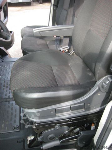 Kleinbus CITROEN Jumper 9-Sitzer HDI 130 Standheizung *TÜV 2027*