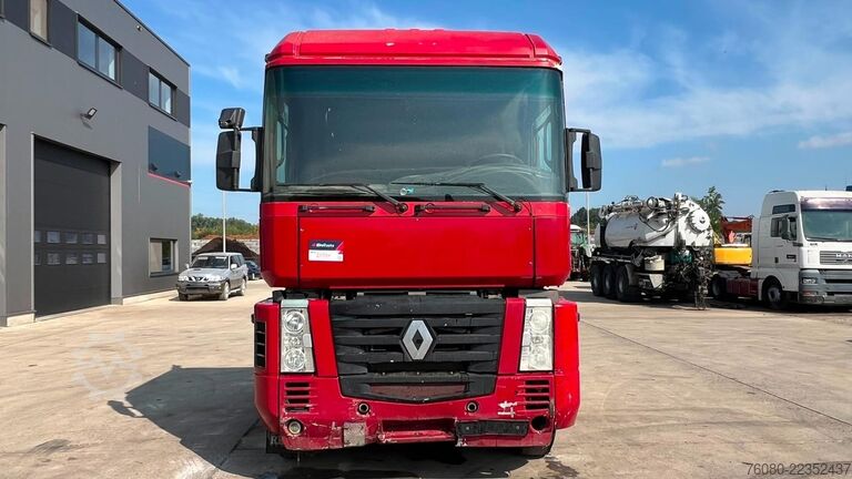 Standard tractor Renault AE 440 Magnum E-tech (BOITE MANUELLE / MANUAL G...