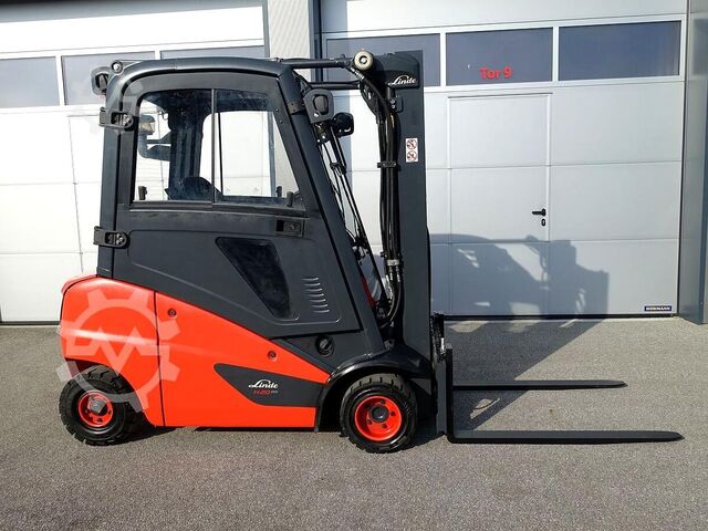 4-wheel forklift Linde H20D