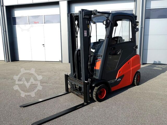 4-wheel forklift Linde H20D
