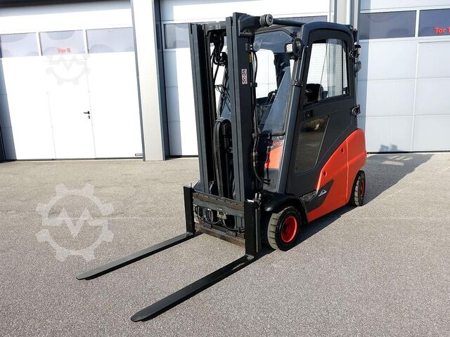 4-wheel forklift Linde H20D