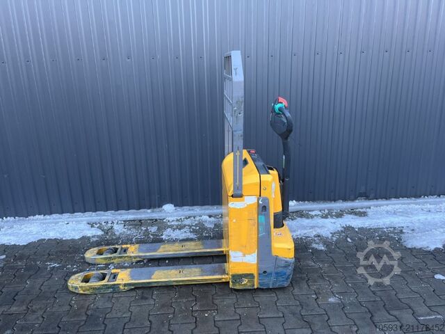 Niederhubwagen Jungheinrich EJE116