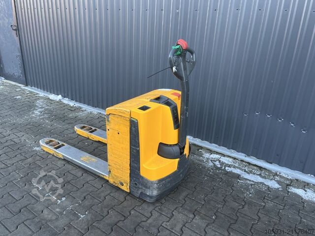 Niederhubwagen Jungheinrich EJE116