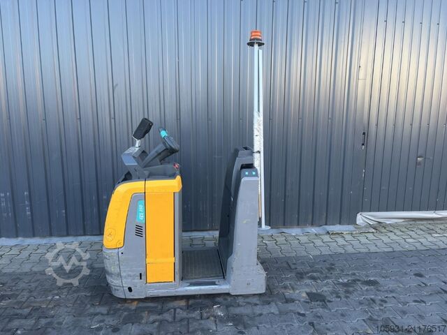 Tow Tractor Jungheinrich EZS350