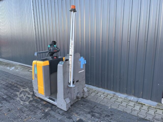 Tow Tractor Jungheinrich EZS350