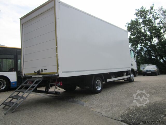 LKW mit Kofferaufbau MAN TGL 8.160 Möbelkoffer 1. Hand 122.747 Km
