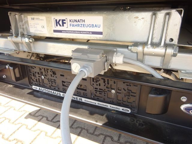 Tipper van FORD Transit DoKa 350L2 4x4 Winterdienst Streuer Schi