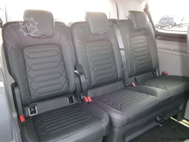 Kleinbus FORD Tourneo Custom L1 Titanium 2.5L PHEV B&O Kam Nav