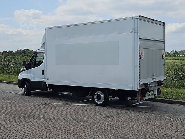 Koffer IVECO DAILY 35S14       Bakwagen Laadklep!