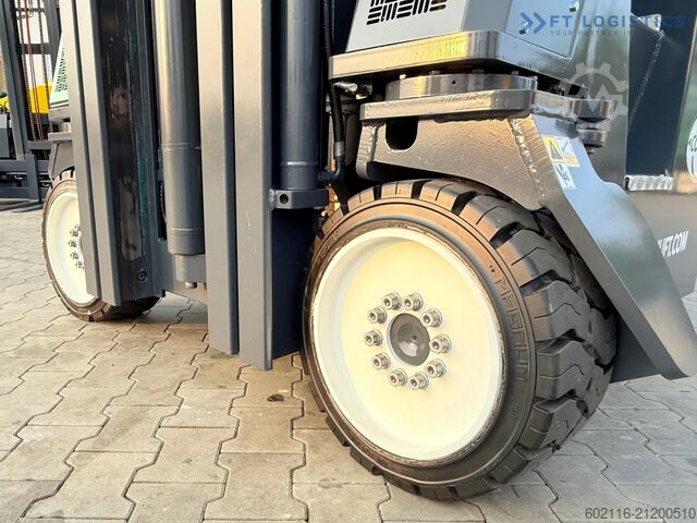 4-Wege-Gabelstapler Combilift C4000CB TRIPLEX 5200MM FREE-LIFT TOP 1