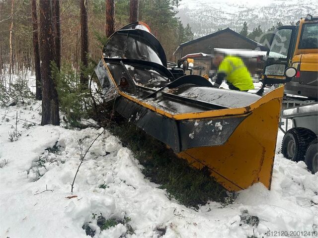 GMI KDA 260 diagonal plow  GMI KDA 260 diagonal plow