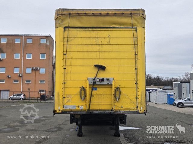Auflieger mit Pritsche & Plane Schmitz Cargobull Semitrailer Curtainsider Standard
