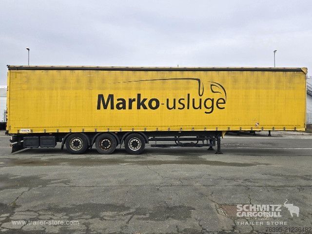 Auflieger mit Pritsche & Plane Schmitz Cargobull Semitrailer Curtainsider Standard