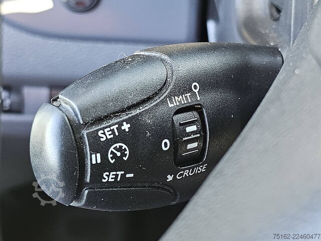 High-roof van OPEL VIVARO 1.5 L2 NAP Euro6 3-Zits!