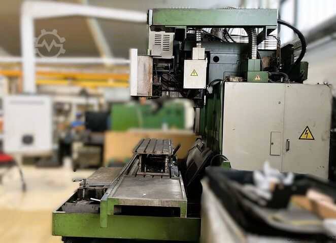 CNC turning and milling center Mazak SV-12