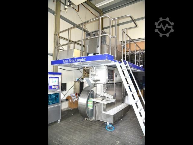 Used Tetra Pak TBA 19 200ML Slim Filling machine Tetra Pak® TBA 19 V10